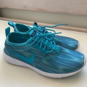 Metallic Blue Nike Training Sneakers